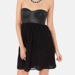 Somewhere Outback Strapless Black Bustier Dress